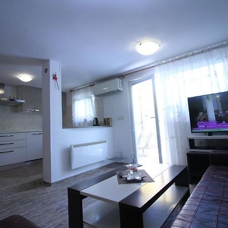 Green Place Apartments Порторож Екстериор снимка