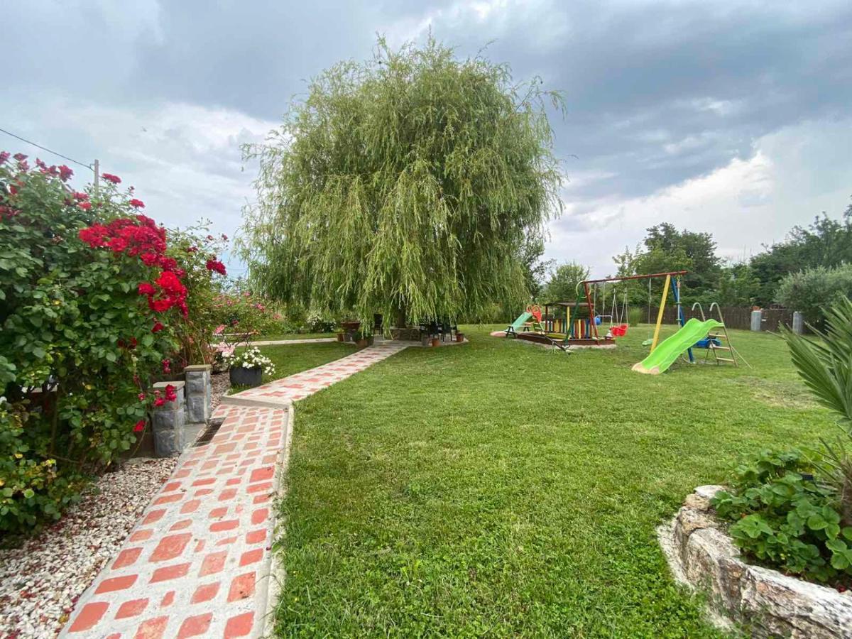 Green Place Apartments Порторож Екстериор снимка