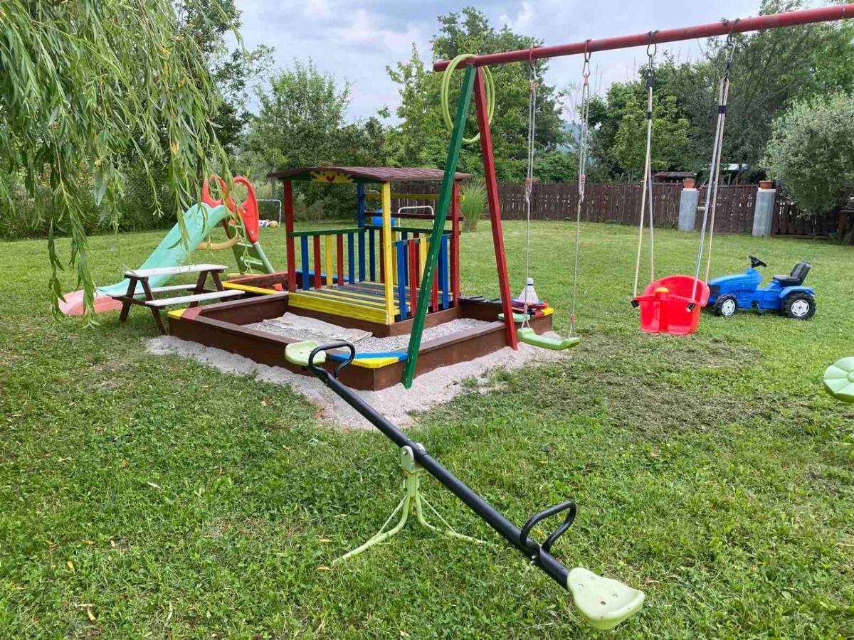 Green Place Apartments Порторож Екстериор снимка