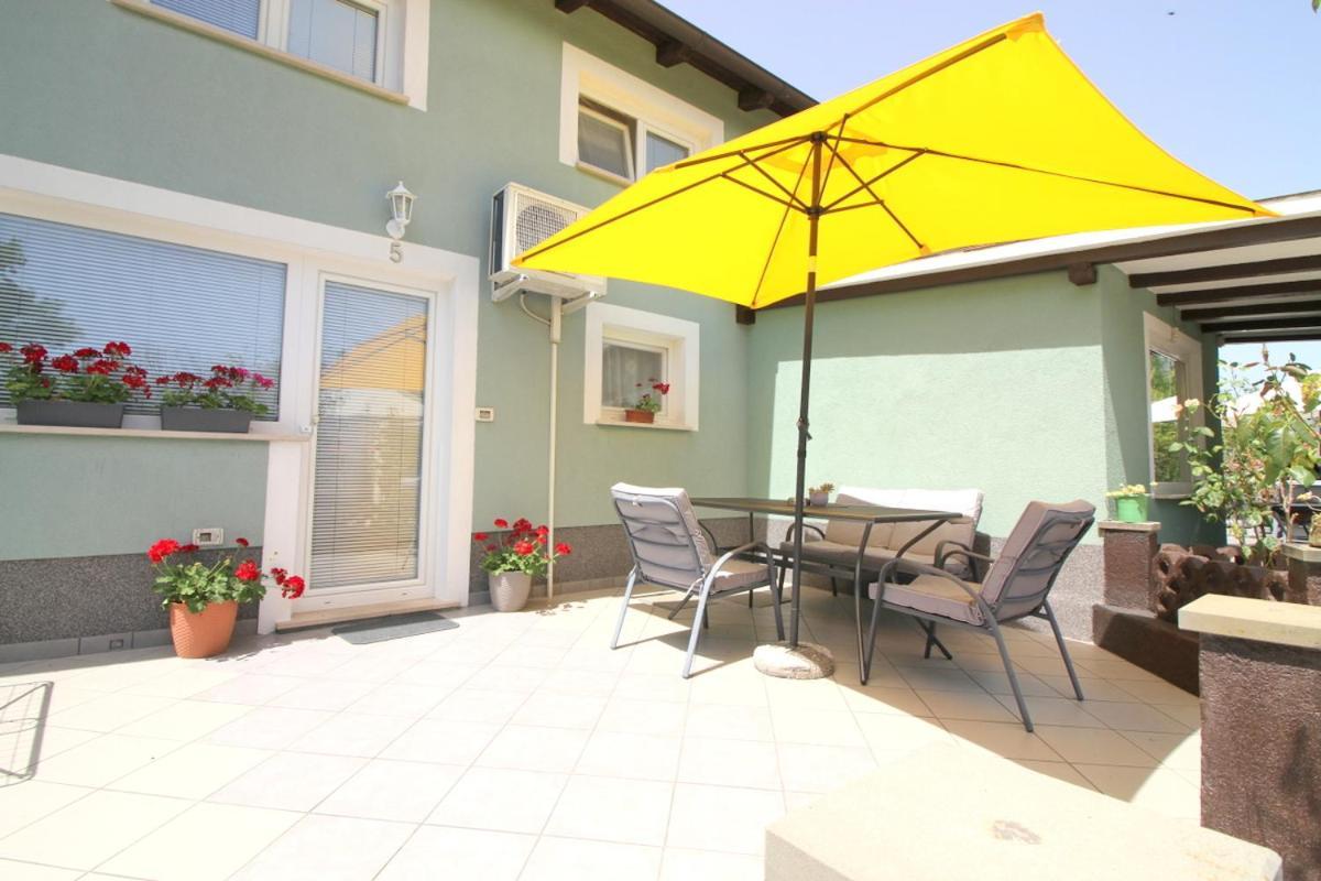 Green Place Apartments Порторож Екстериор снимка