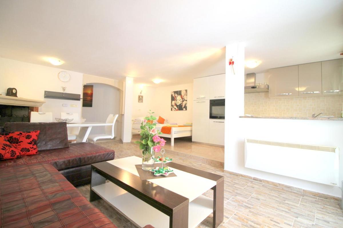Green Place Apartments Порторож Екстериор снимка